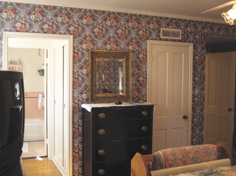 before-master-bedroom